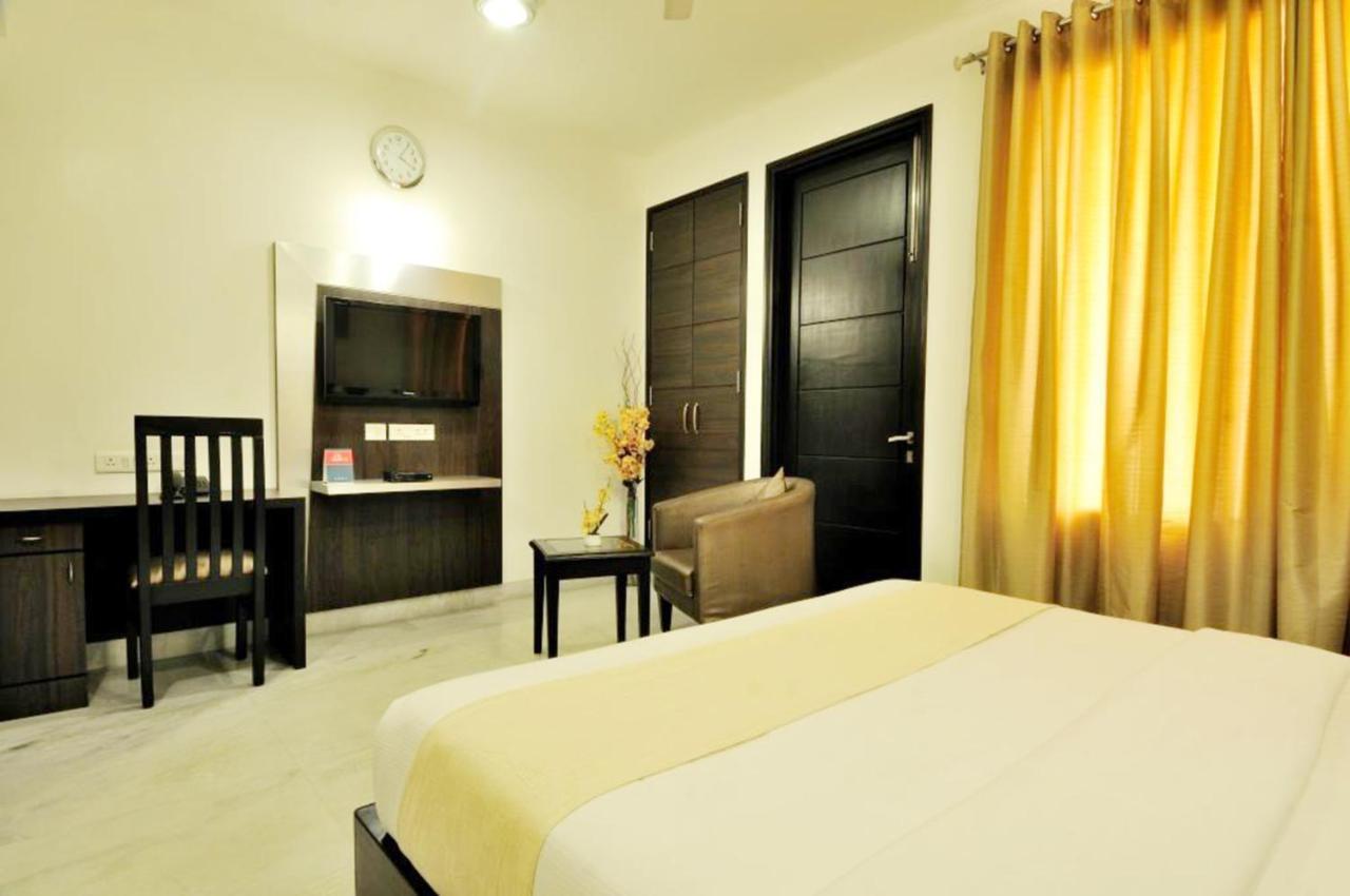 Rr Residency Hotel Delhi  Ngoại thất bức ảnh