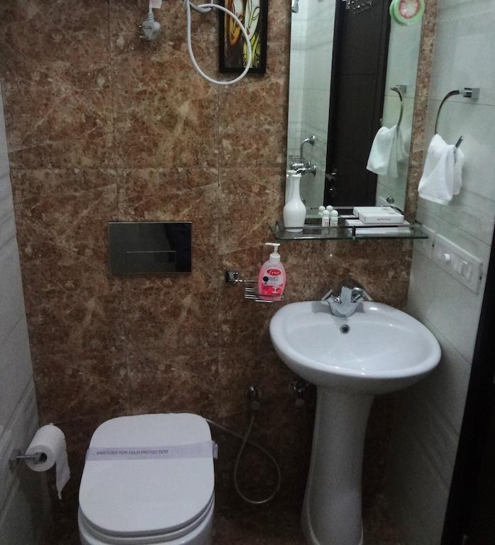 Rr Residency Hotel Delhi  Ngoại thất bức ảnh