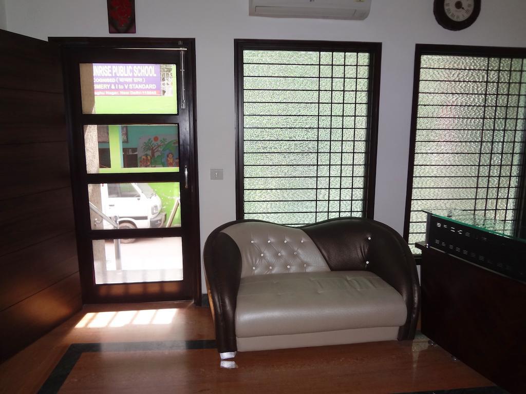 Rr Residency Hotel Delhi  Ngoại thất bức ảnh