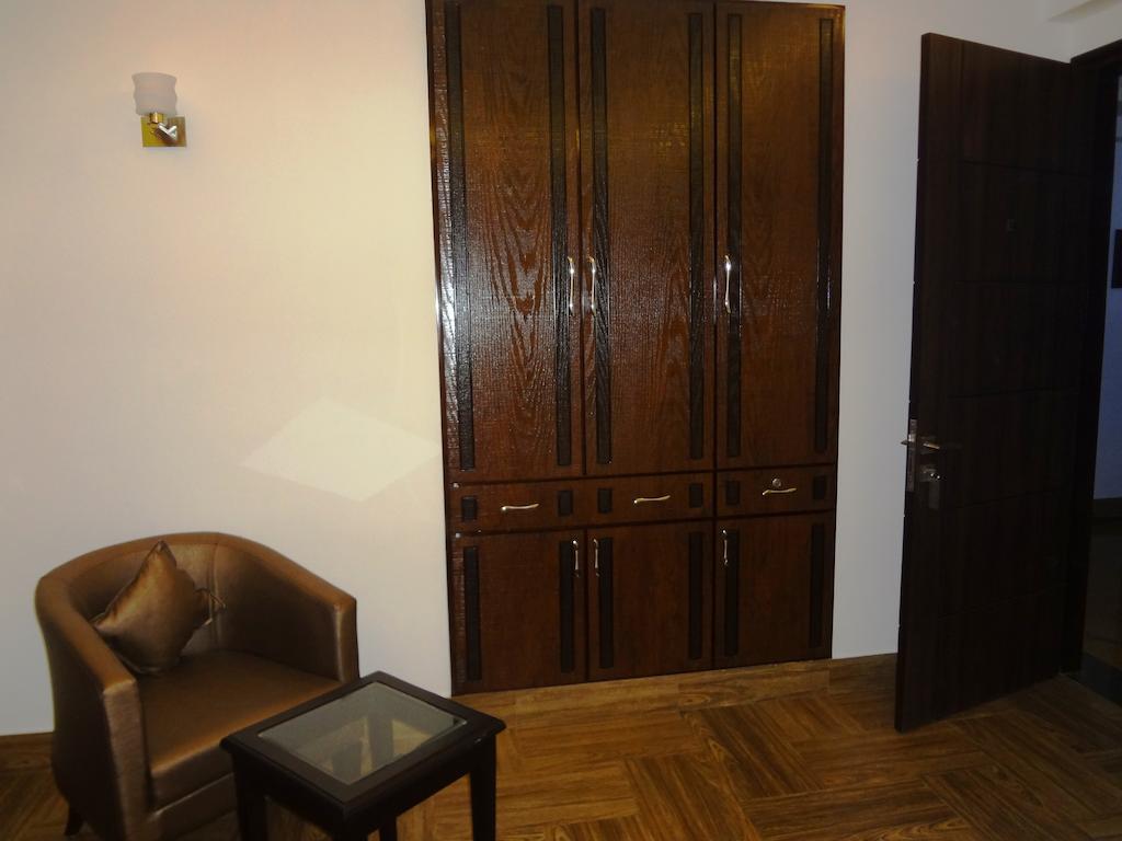 Rr Residency Hotel Delhi  Ngoại thất bức ảnh